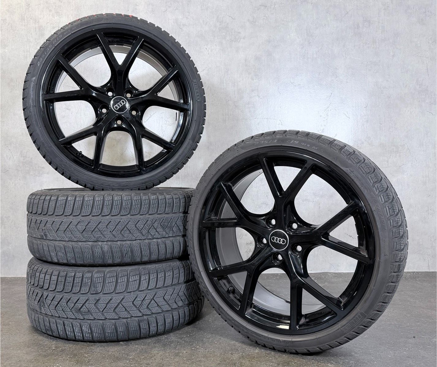 ORIGINAL 19 ZOLL AUDI RS3 RS 3 WINTERREIFEN 8Y0601025BT