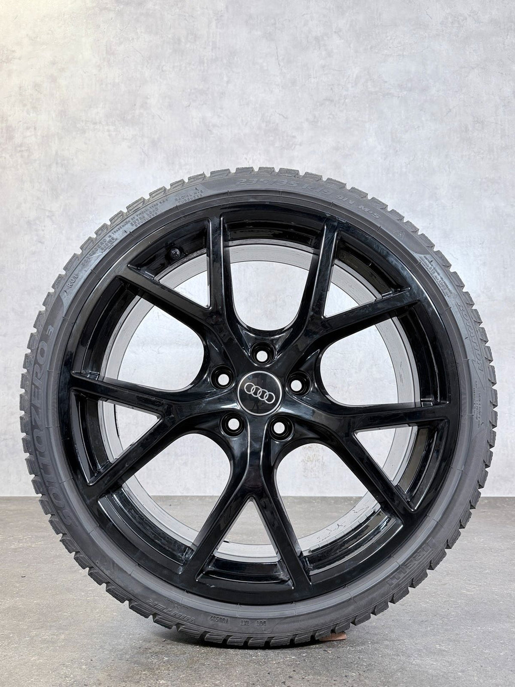 ORIGINAL 19 ZOLL AUDI RS3 RS 3 WINTERREIFEN 8Y0601025BT
