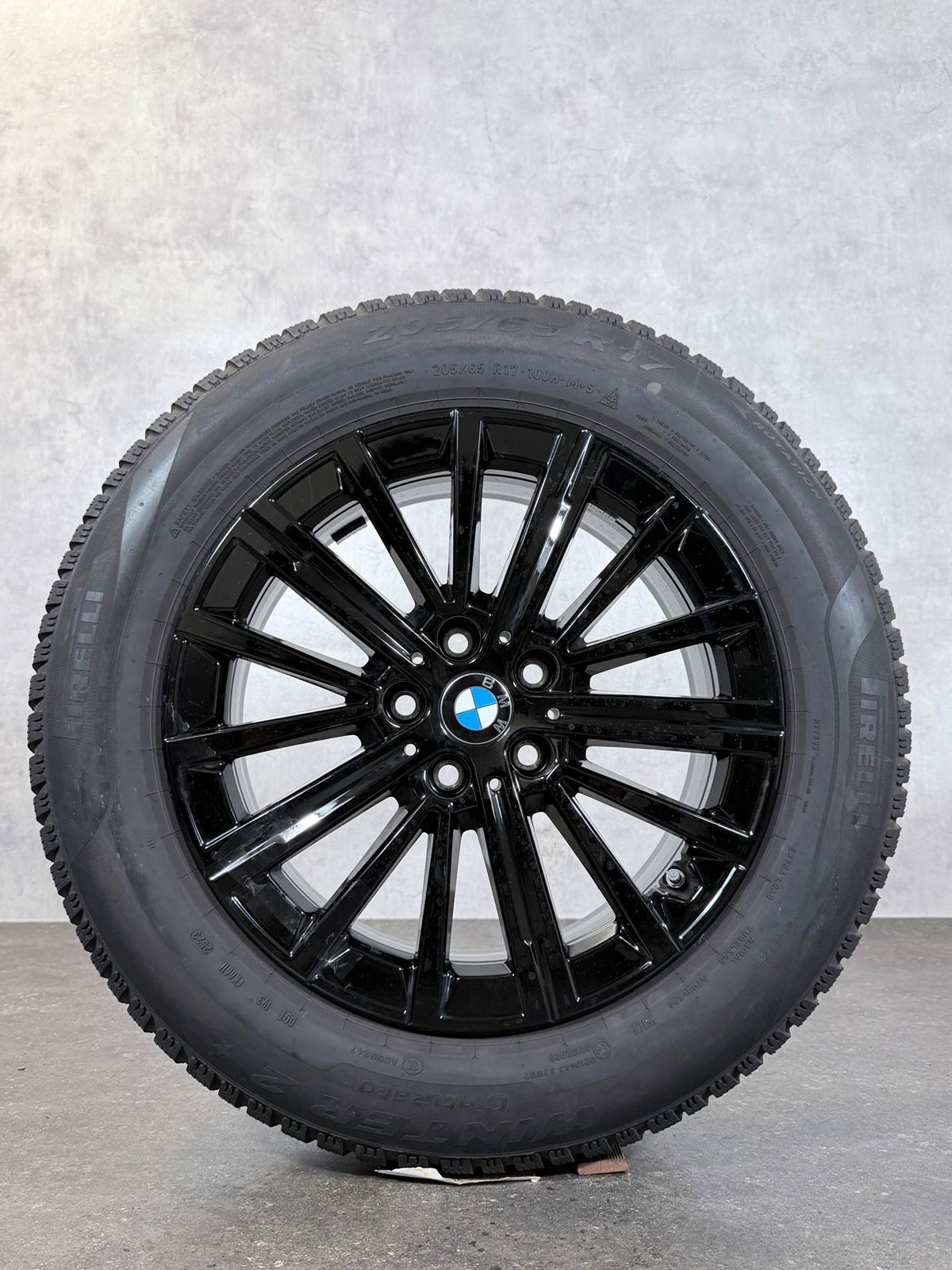 ORIGINAL 17 ZOLL BMW X1 U11 iX1 X2 U10 STYLING 833 WINTERREIFEN