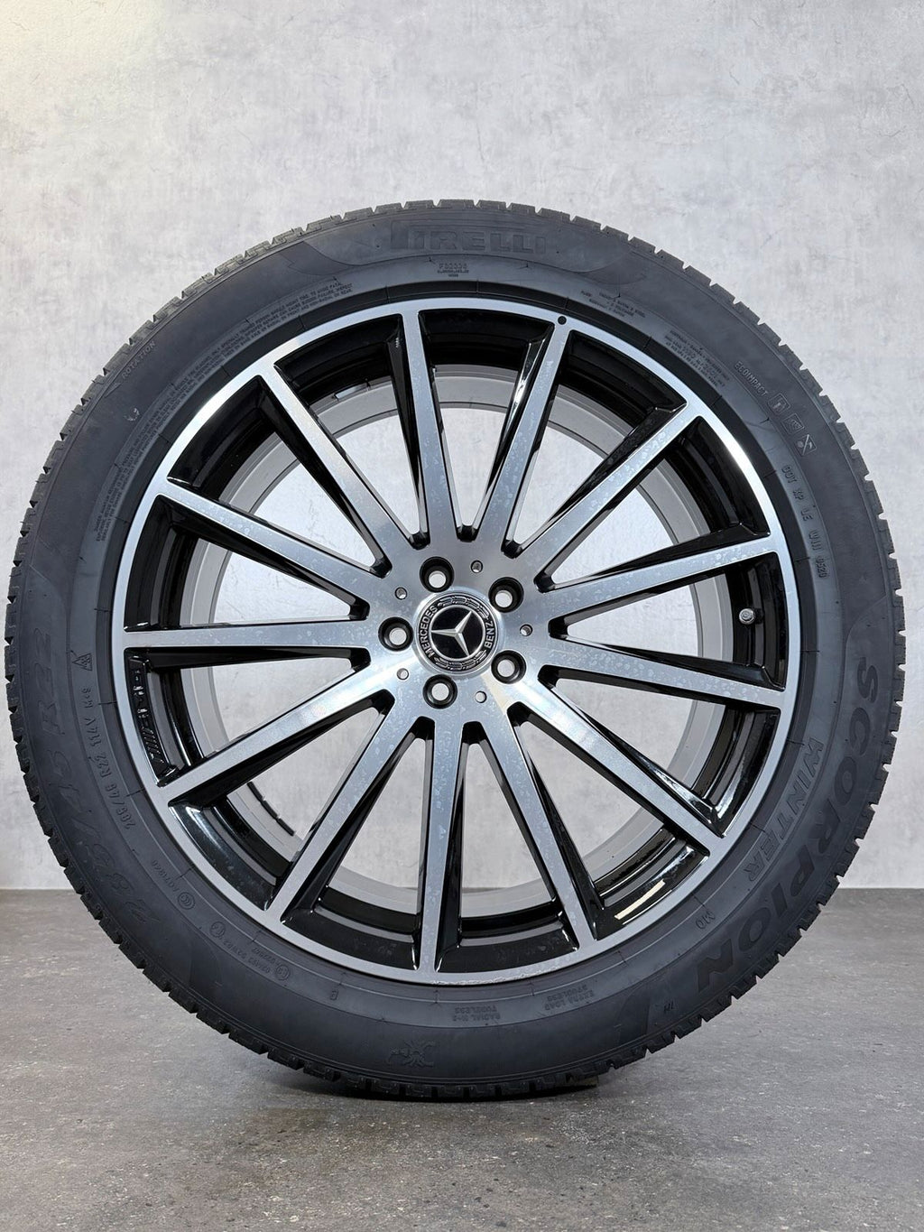 ORIGINAL 22 ZOLL MERCEDES GLS X167 W167 WINTERREIFEN AMG