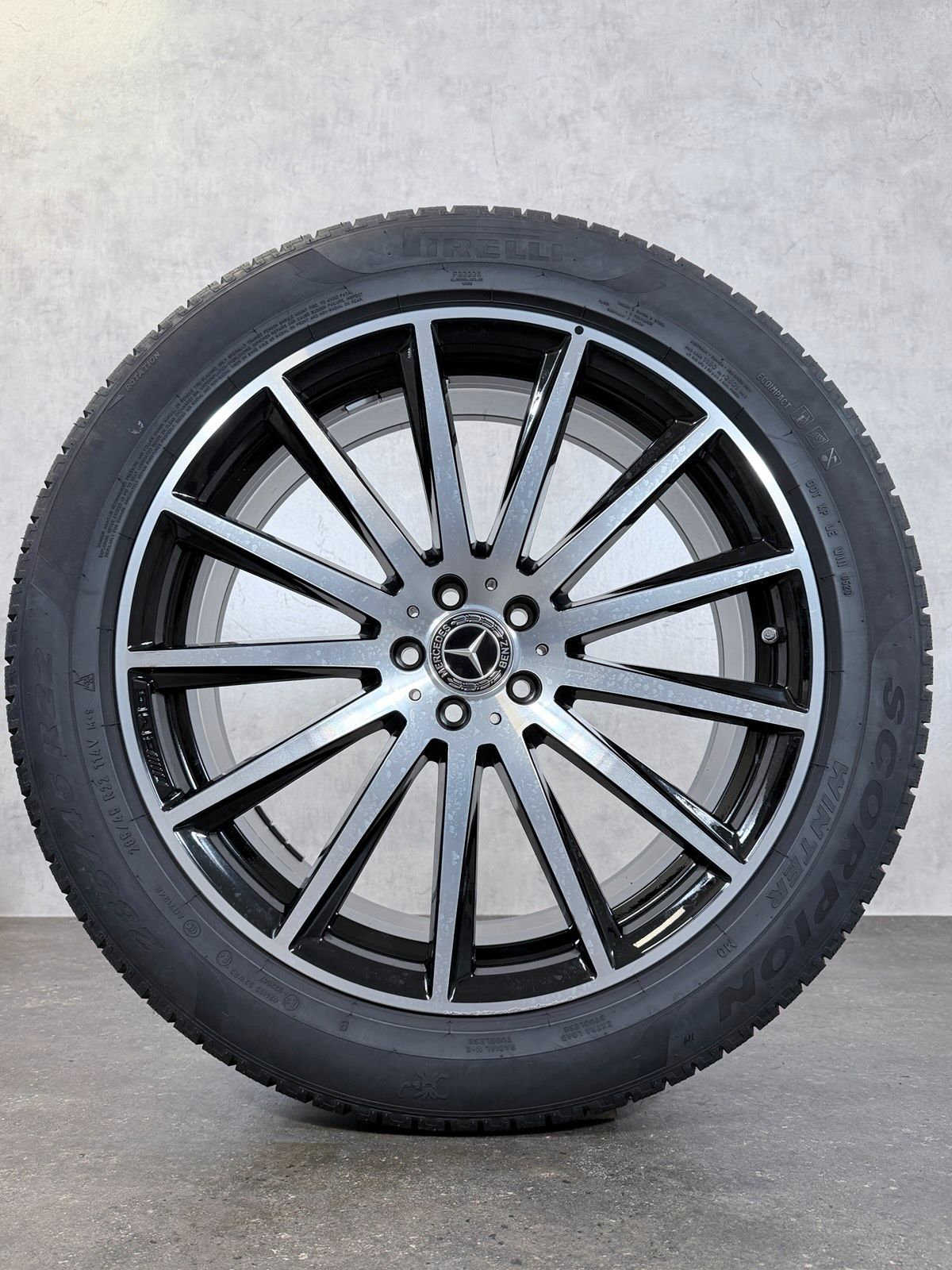 ORIGINAL 22 ZOLL MERCEDES GLS X167 W167 WINTERREIFEN AMG