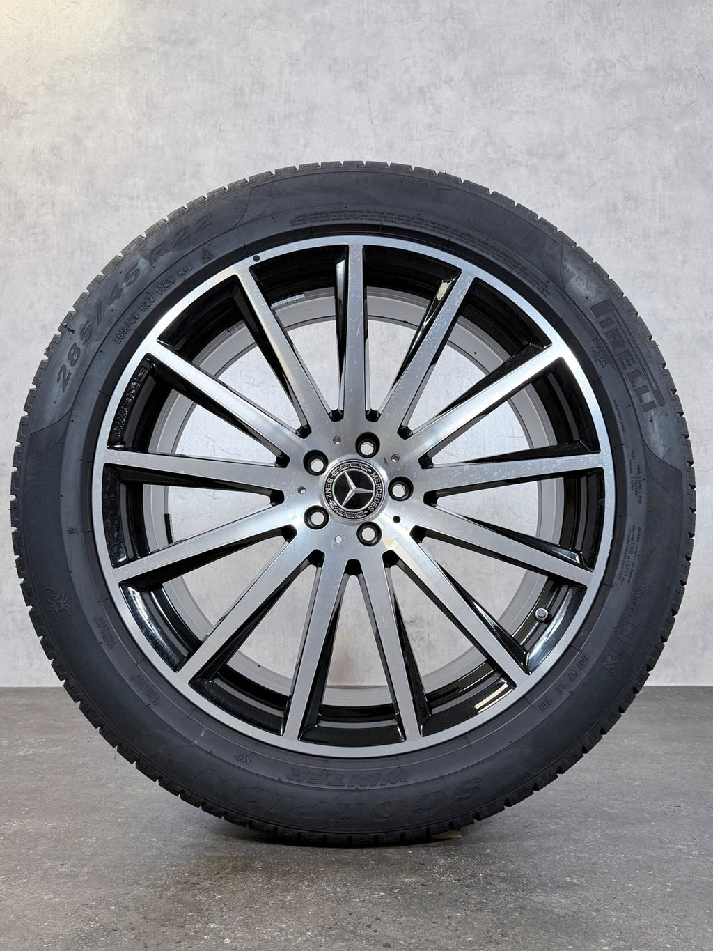 ORIGINAL 22 ZOLL MERCEDES GLS X167 W167 WINTERREIFEN AMG