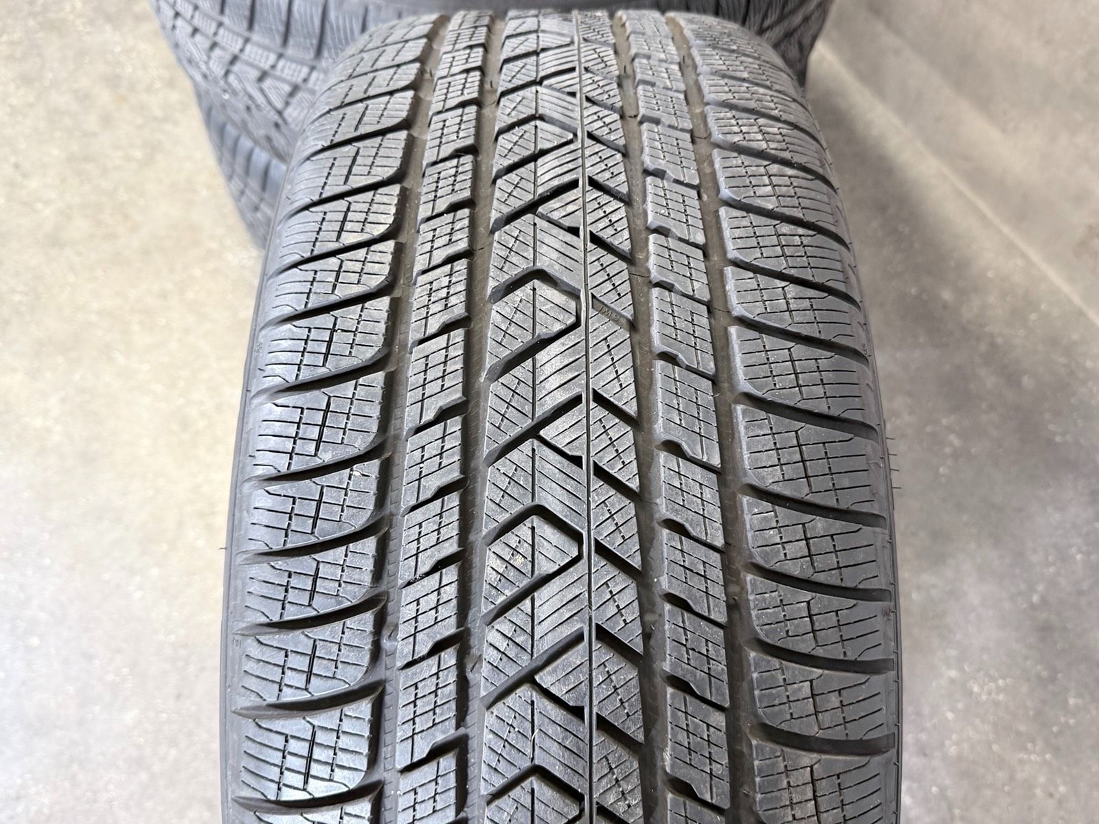 ORIGINAL 22 ZOLL MERCEDES GLS X167 W167 WINTERREIFEN AMG