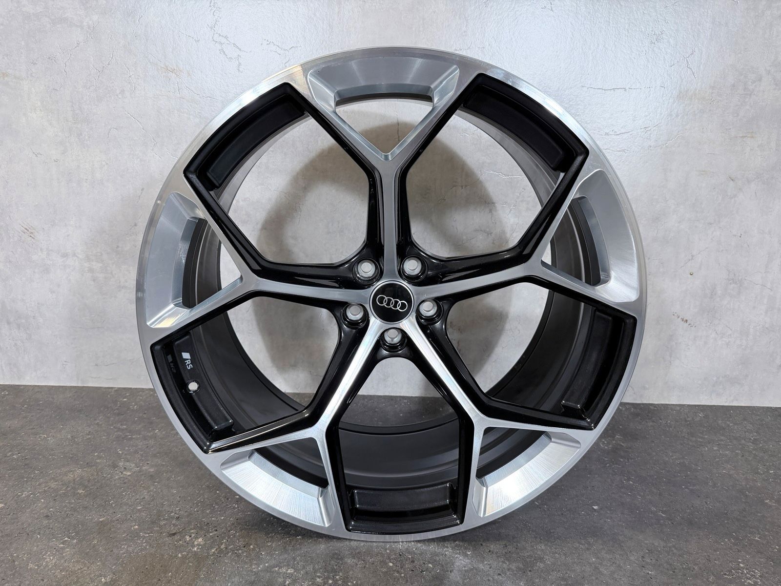 NEU ORIGINAL 23 ZOLL AUDI RSQ8 SPORT PERFORMANCE RS Q8 FELGEN 4M8