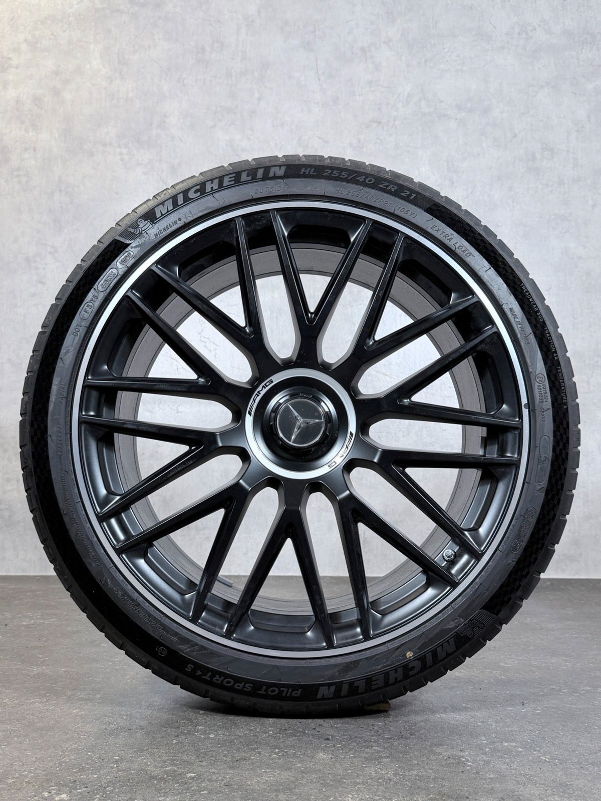 ORIGINAL 21 ZOLL MERCEDES S63 E PERFORMANCE SOMMERREIFEN KREUZ