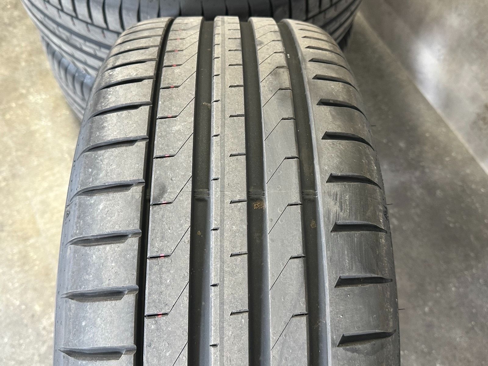 NEU ORIGINAL 20 ZOLL MERCEDES G-KLASSE W465 W463 SOMMERREIFEN