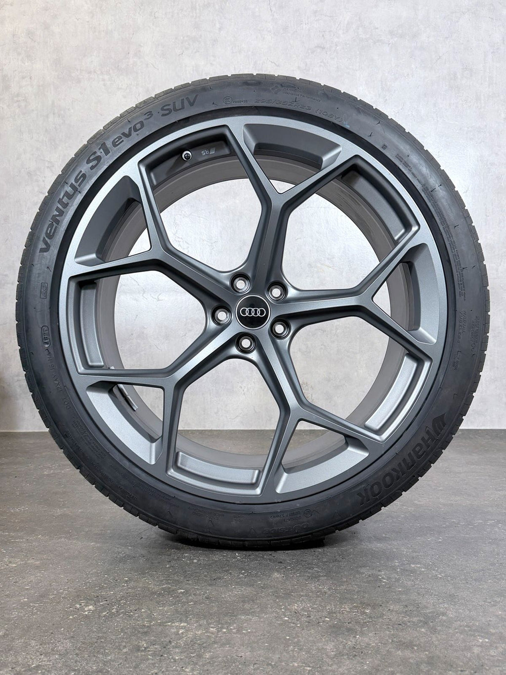 ORIGINAL 23 ZOLL AUDI RSQ8 RS Q8 PERFORMANCE SOMMERREIFEN 4M86010