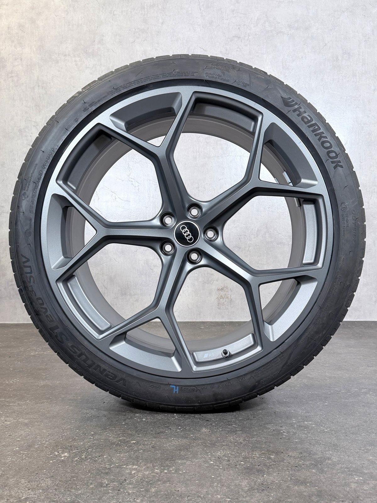 ORIGINAL 23 ZOLL AUDI RSQ8 RS Q8 PERFORMANCE SOMMERREIFEN 4M86010