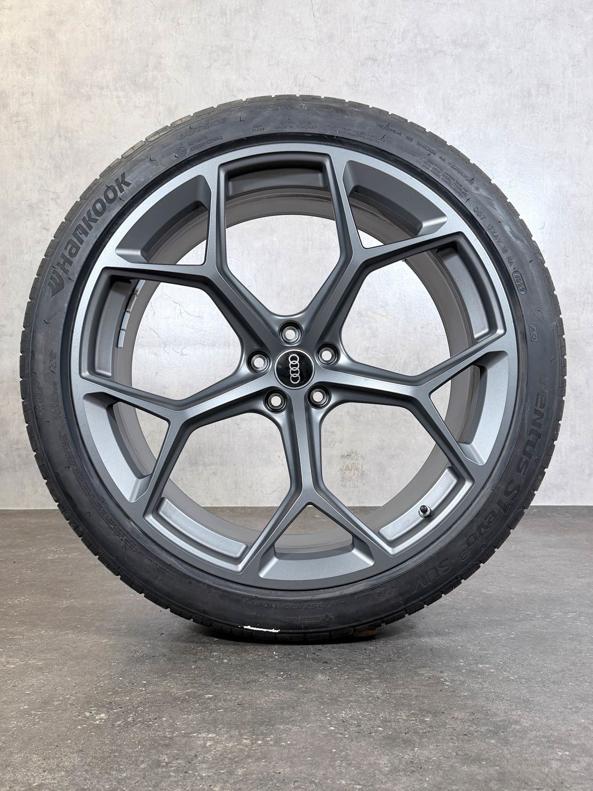 ORIGINAL 23 ZOLL AUDI RSQ8 RS Q8 PERFORMANCE SOMMERREIFEN 4M86010