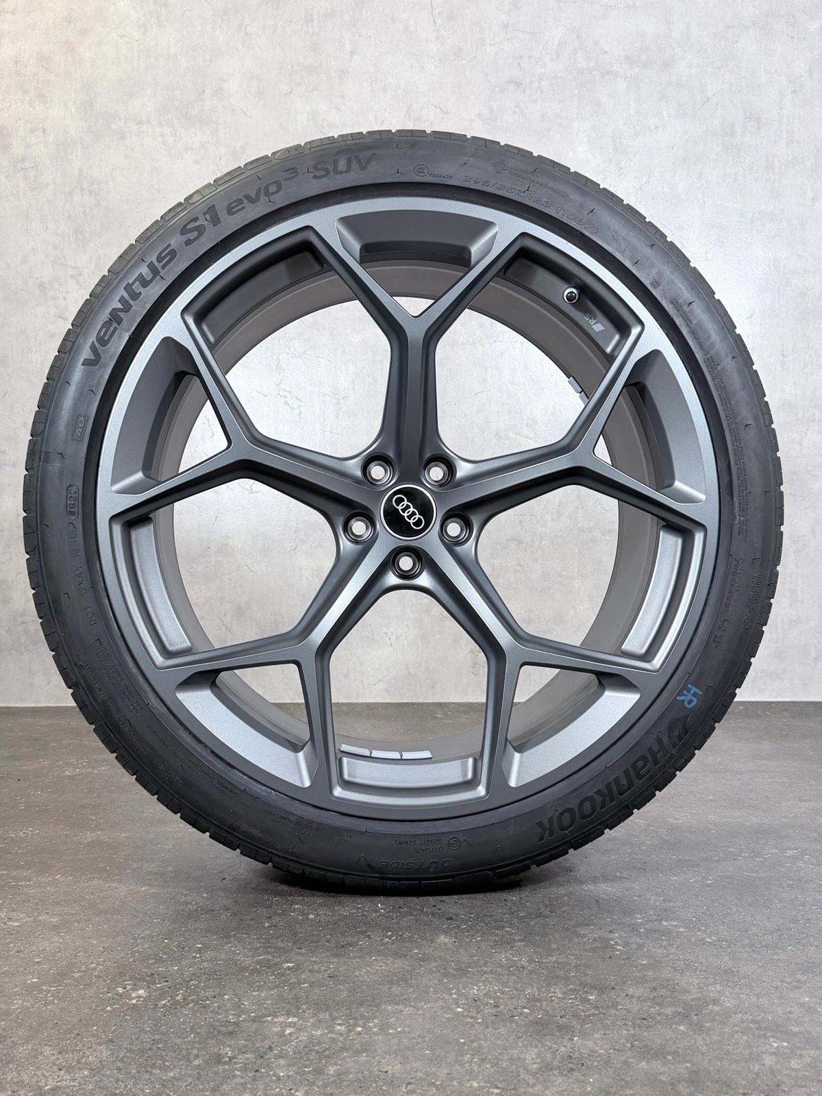 ORIGINAL 23 ZOLL AUDI RSQ8 RS Q8 PERFORMANCE SOMMERREIFEN 4M86010