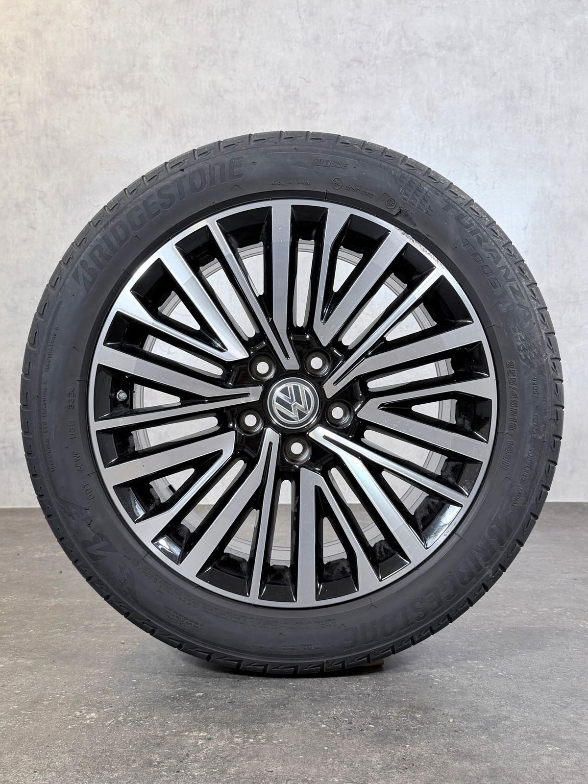 ORIGINAL 18 ZOLL VW T6 T6.1 PALMERSTON SOMMERREIFEN 7E0601025S