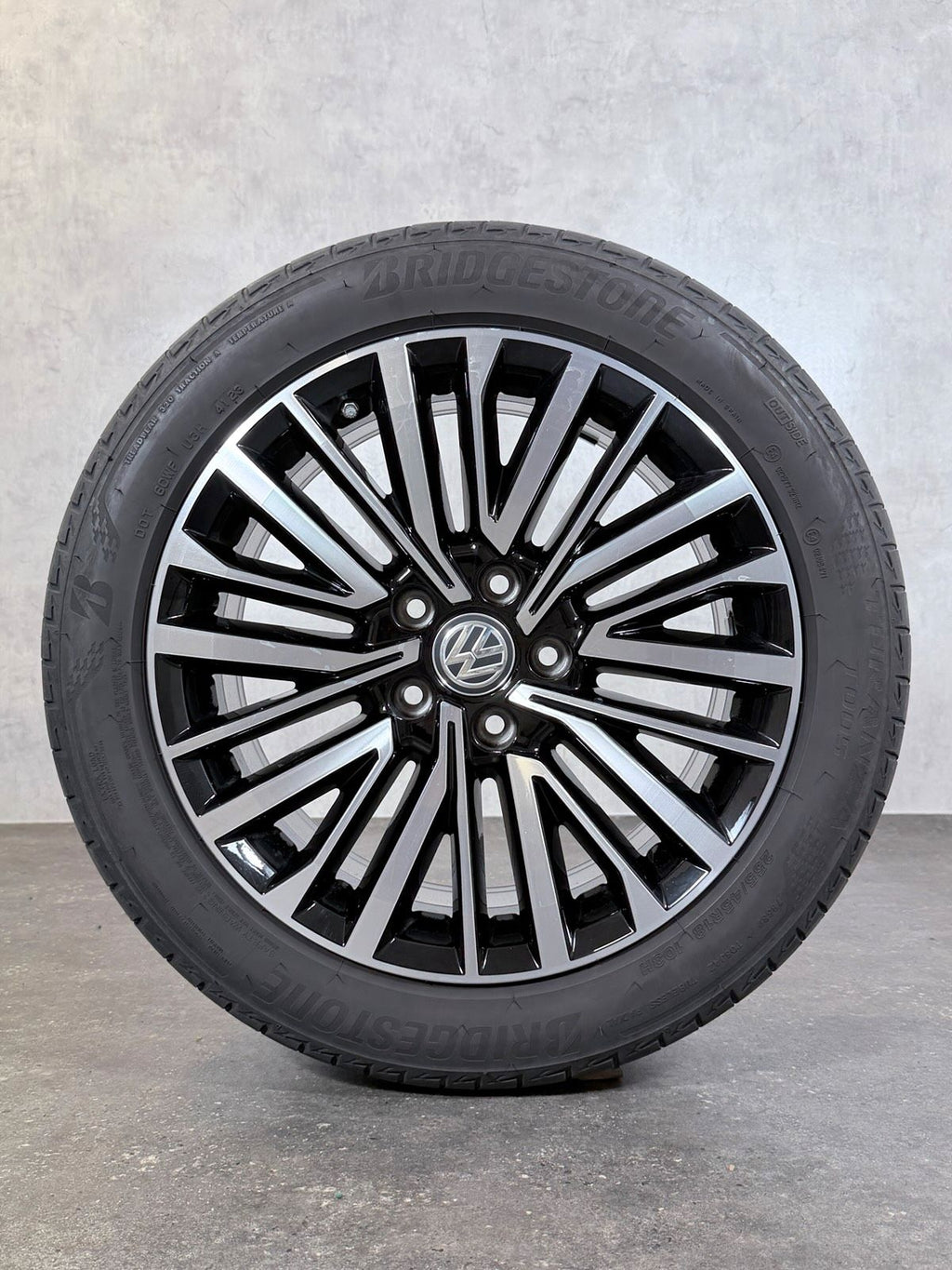 ORIGINAL 18 ZOLL VW T6 T6.1 PALMERSTON SOMMERREIFEN 7E0601025S