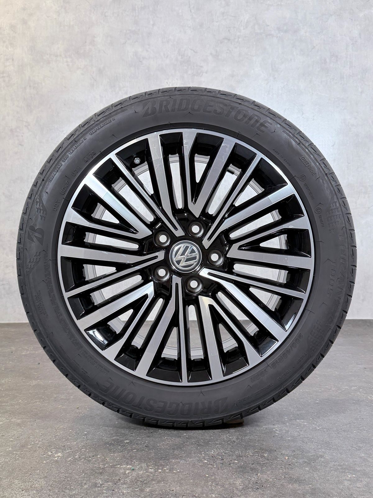 ORIGINAL 18 ZOLL VW T6 T6.1 PALMERSTON SOMMERREIFEN 7E0601025S