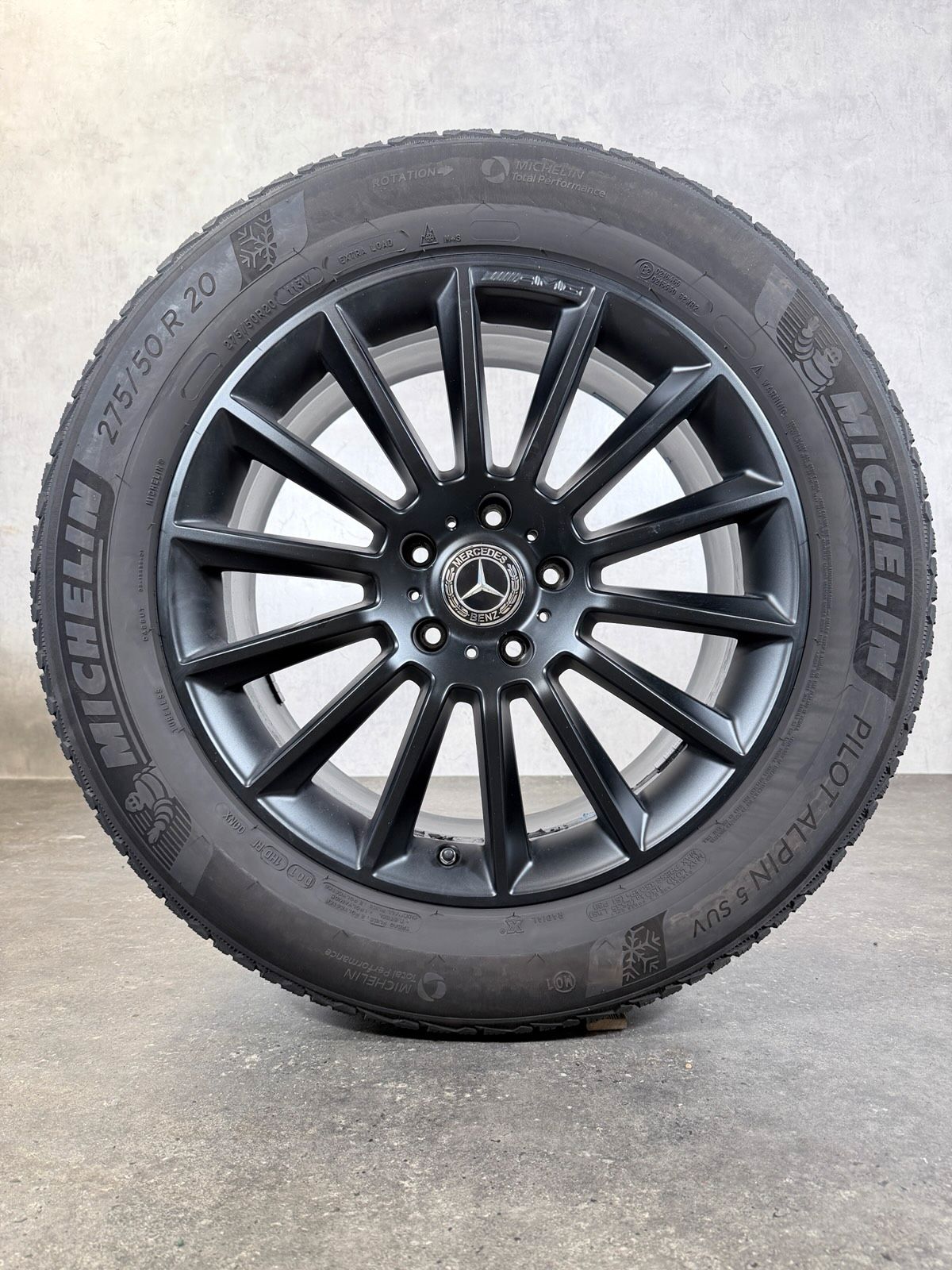 ORIGINAL 20 ZOLL MERCEDES G-KLASSE W465 W463 AMG WINTERREIFEN
