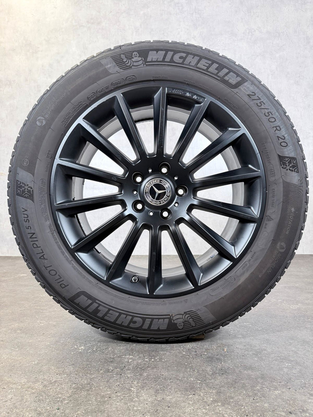 ORIGINAL 20 ZOLL MERCEDES G-KLASSE W465 W463 AMG WINTERREIFEN