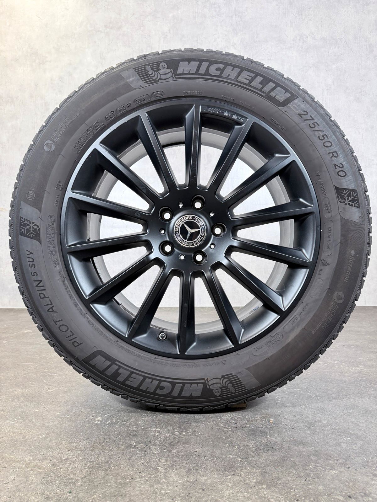 ORIGINAL 20 ZOLL MERCEDES G-KLASSE W465 W463 AMG WINTERREIFEN