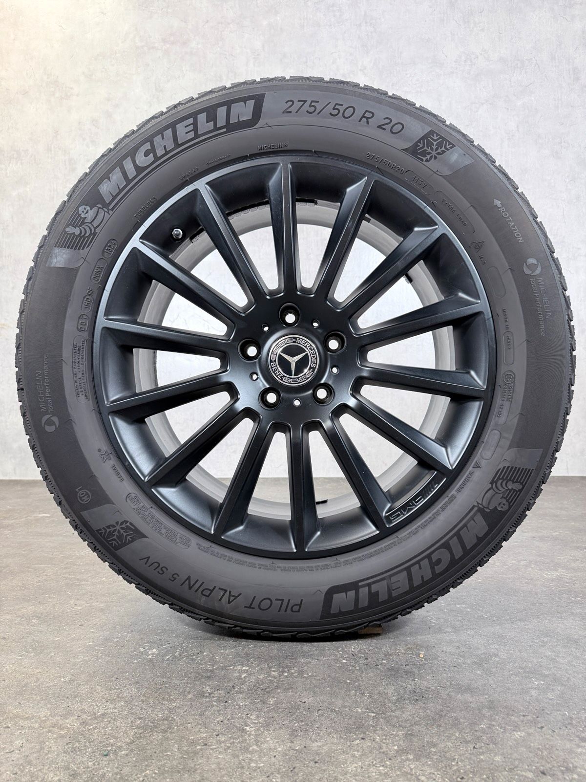 ORIGINAL 20 ZOLL MERCEDES G-KLASSE W465 W463 AMG WINTERREIFEN