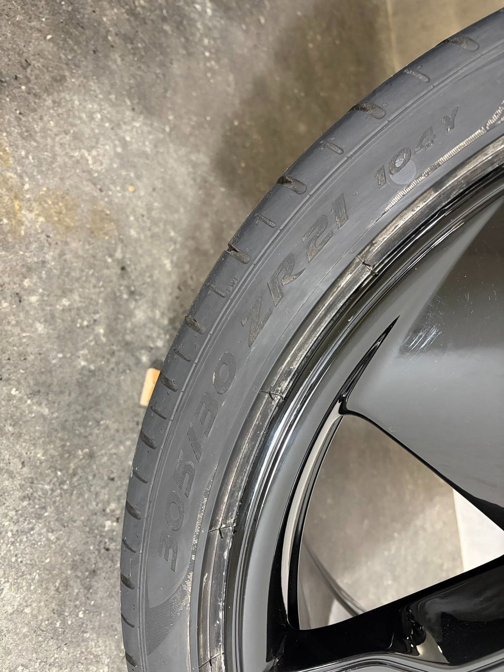 ORIGINAL 21 ZOLL PORSCHE TAYCAN 9J1 AERO SOMMERREIFEN