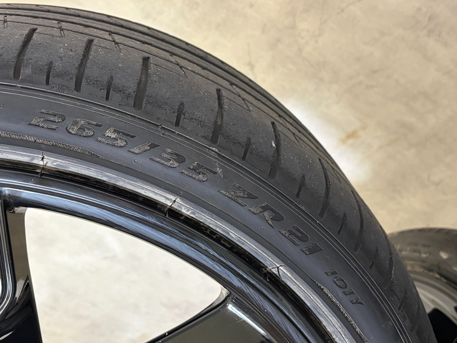 ORIGINAL 21 ZOLL PORSCHE TAYCAN 9J1 AERO SOMMERREIFEN
