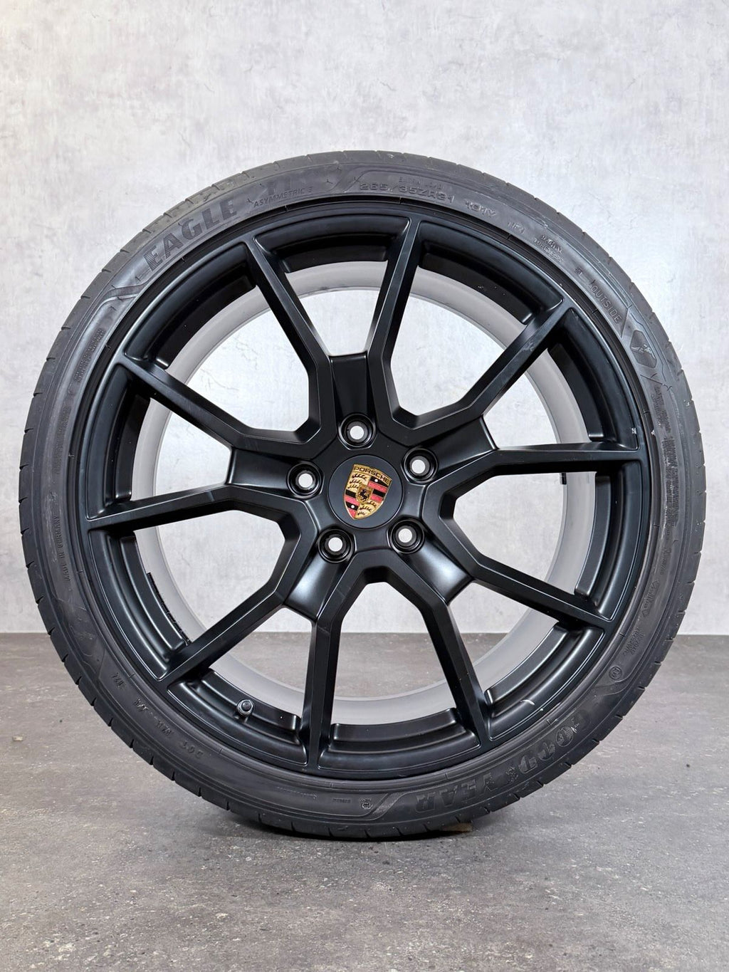 ORIGINAL 21 ZOLL PORSCHE TAYCAN 9J1 SPYDER SOMMERREIFEN