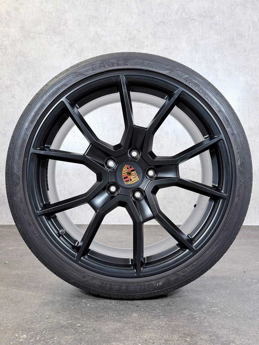 ORIGINAL 21 ZOLL PORSCHE TAYCAN 9J1 SPYDER SOMMERREIFEN