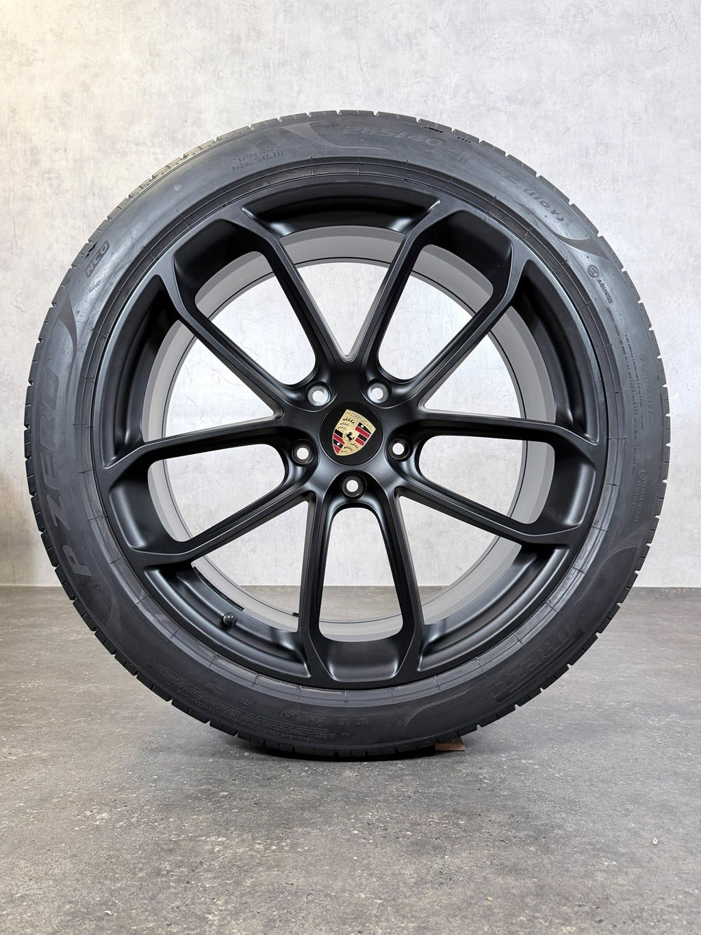 ORIGINAL 22 ZOLL PORSCHE CAYENNE E3-2 GT DESIGN SOMMERREIFEN COUP