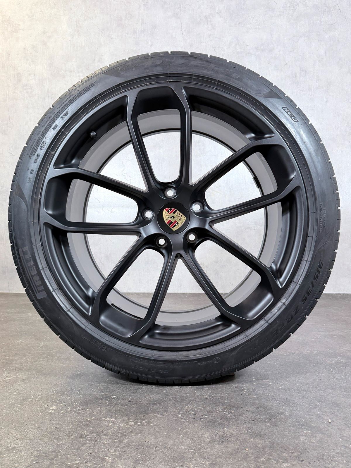 ORIGINAL 22 ZOLL PORSCHE CAYENNE E3-2 GT DESIGN SOMMERREIFEN COUP