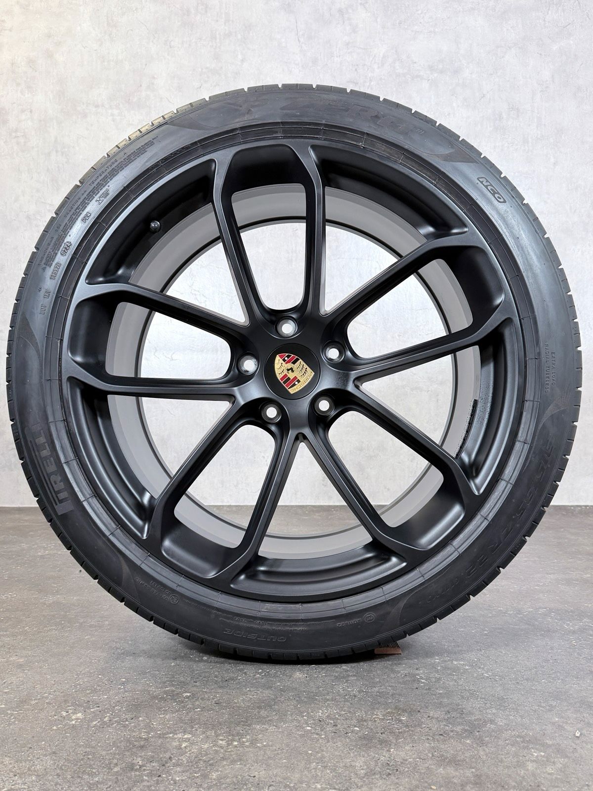ORIGINAL 22 ZOLL PORSCHE CAYENNE E3-2 GT DESIGN SOMMERREIFEN COUP