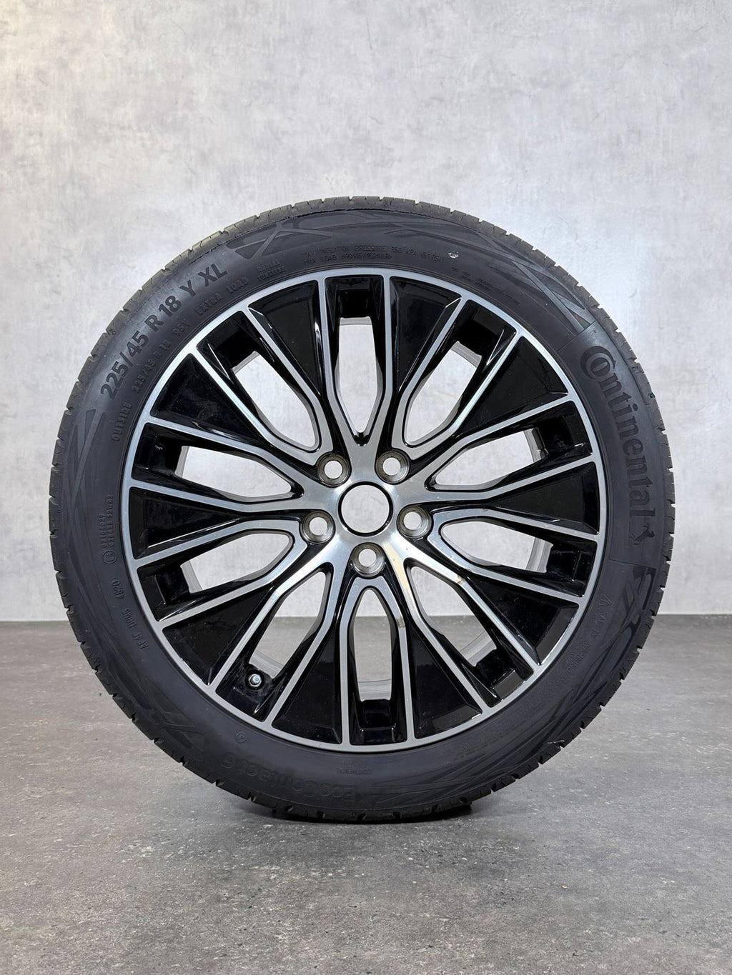 ORIGINAL 18 ZOLL JAGUAR XE KX7M-1007-EA SOMMERREIFEN