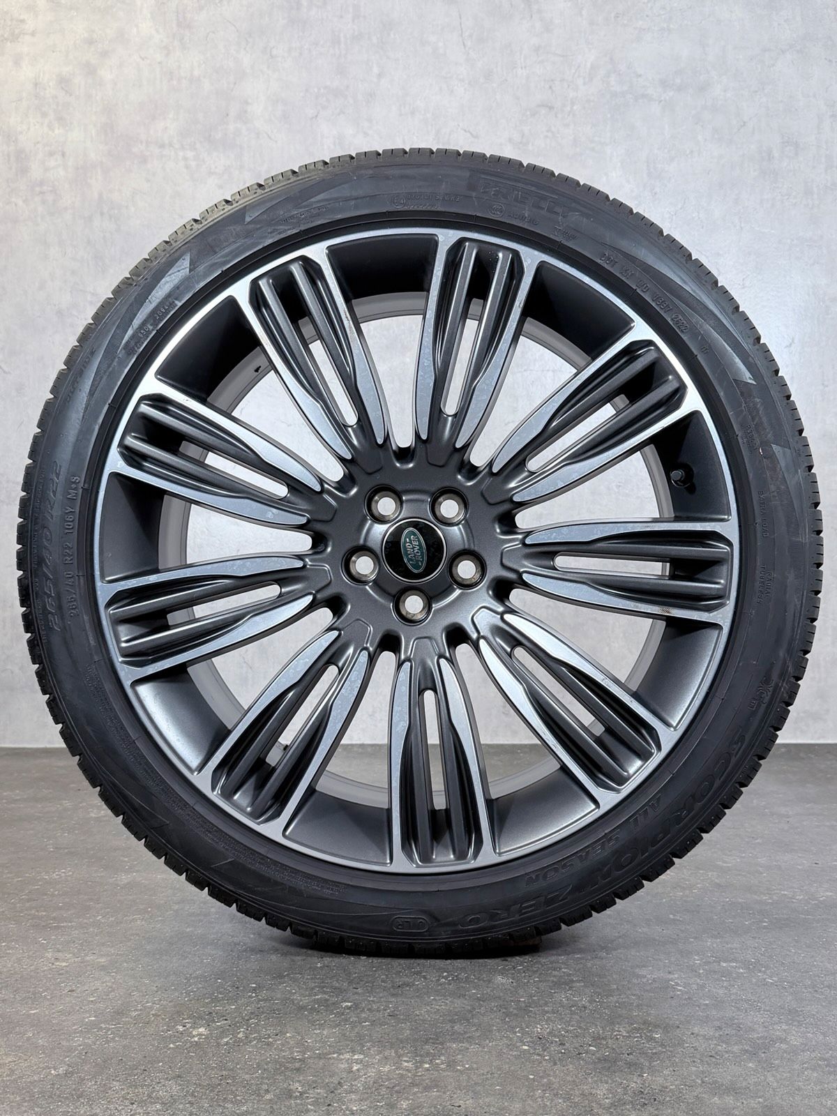 ORIGINAL 22 ZOLL LAMD ROVER VELAR SOMMERREIFEN J8A2-1007-TA