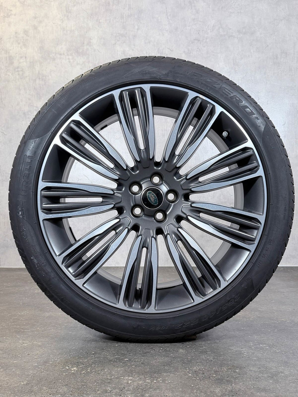 ORIGINAL 22 ZOLL LAMD ROVER VELAR SOMMERREIFEN J8A2-1007-TA