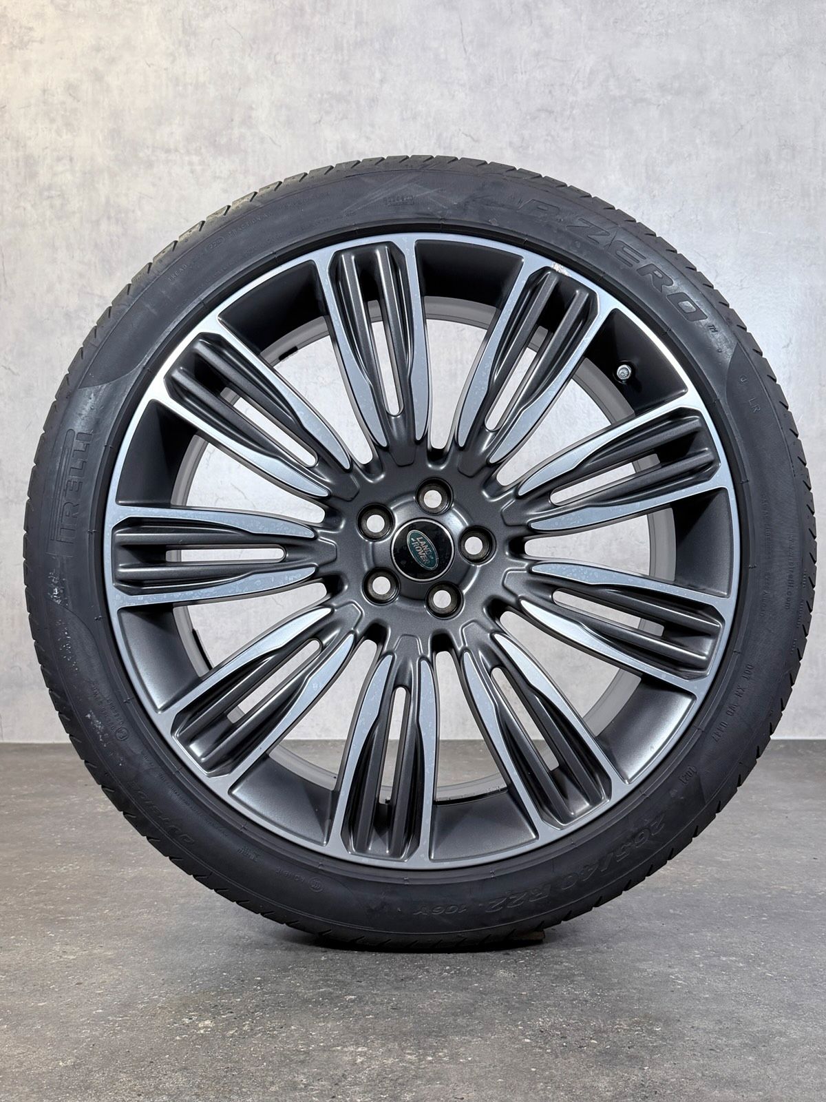 ORIGINAL 22 ZOLL LAMD ROVER VELAR SOMMERREIFEN J8A2-1007-TA