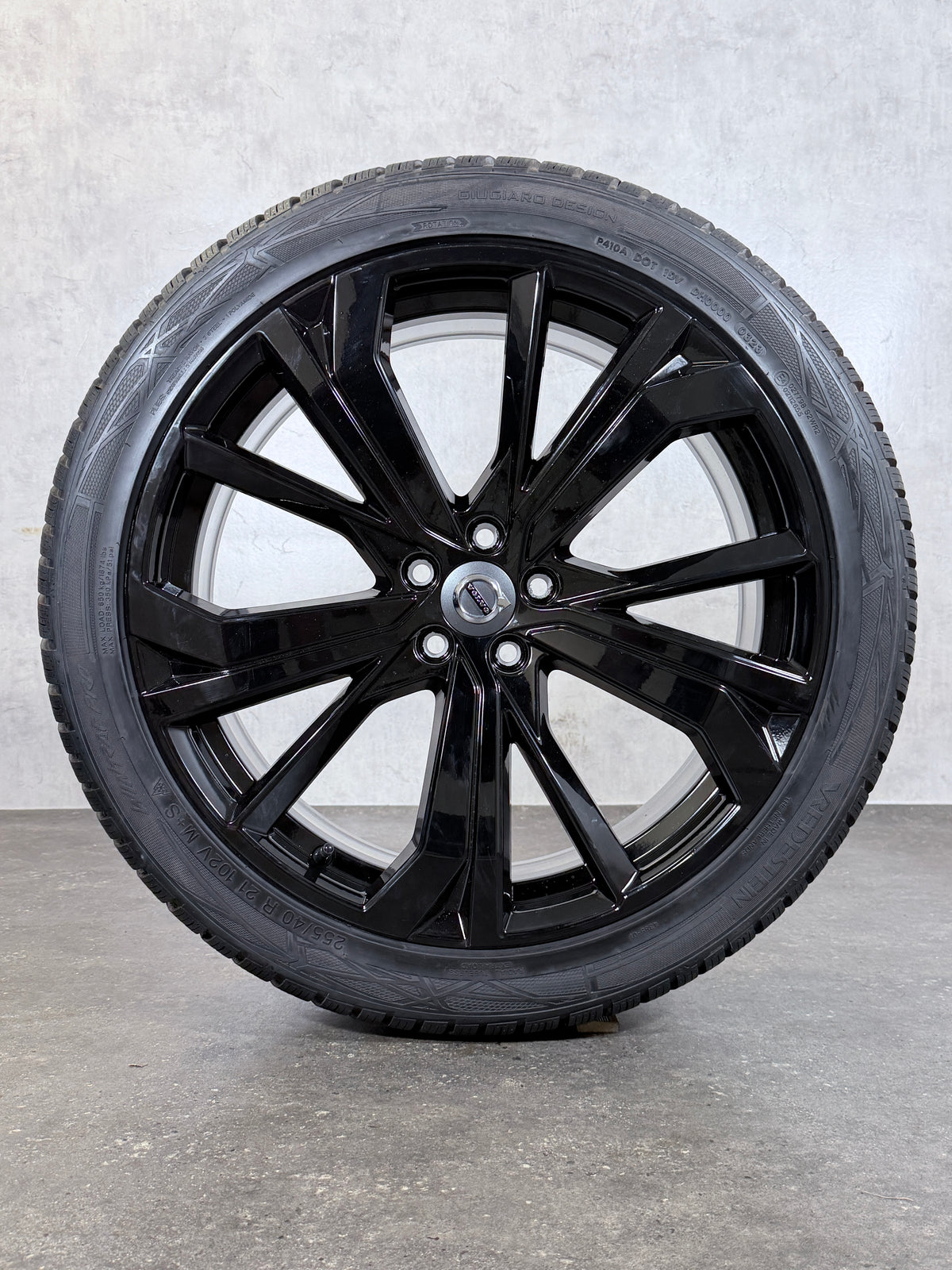 ORIGINAL 21 ZOLL VOLVO XC60 II R-DESIGN WINTERREIFEN SCHWARZ