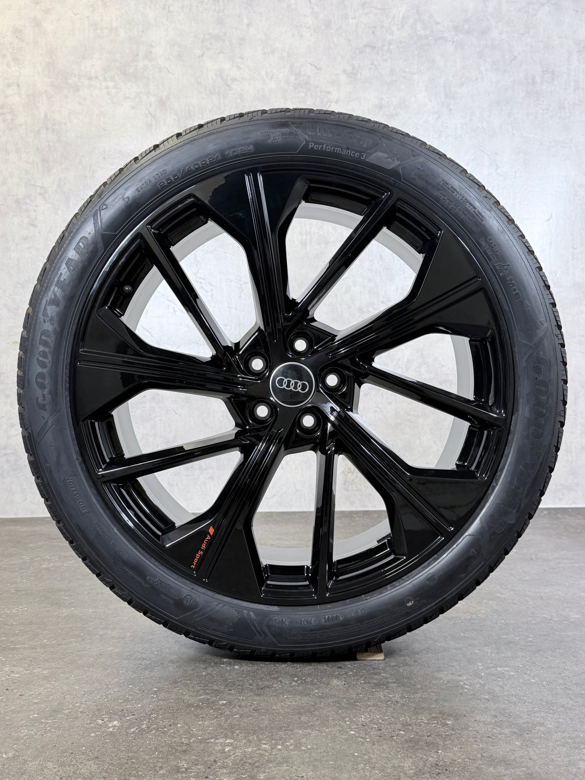 ORIGINAL 21 ZOLL AUDI Q5 SQ5 FY 80A601025BQ WINTERREIFEN