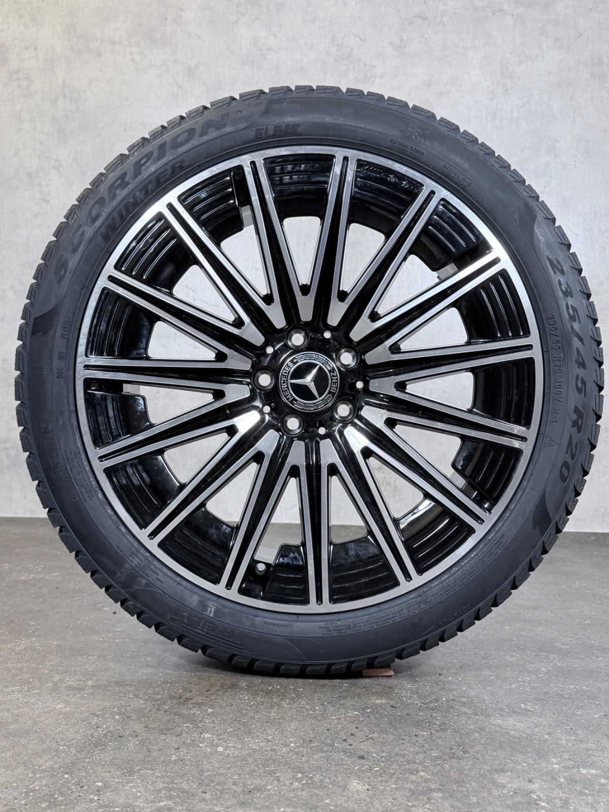 20 Zoll original Mercedes GLB X247 GLA H247 AMG A2474015200 Winterräder