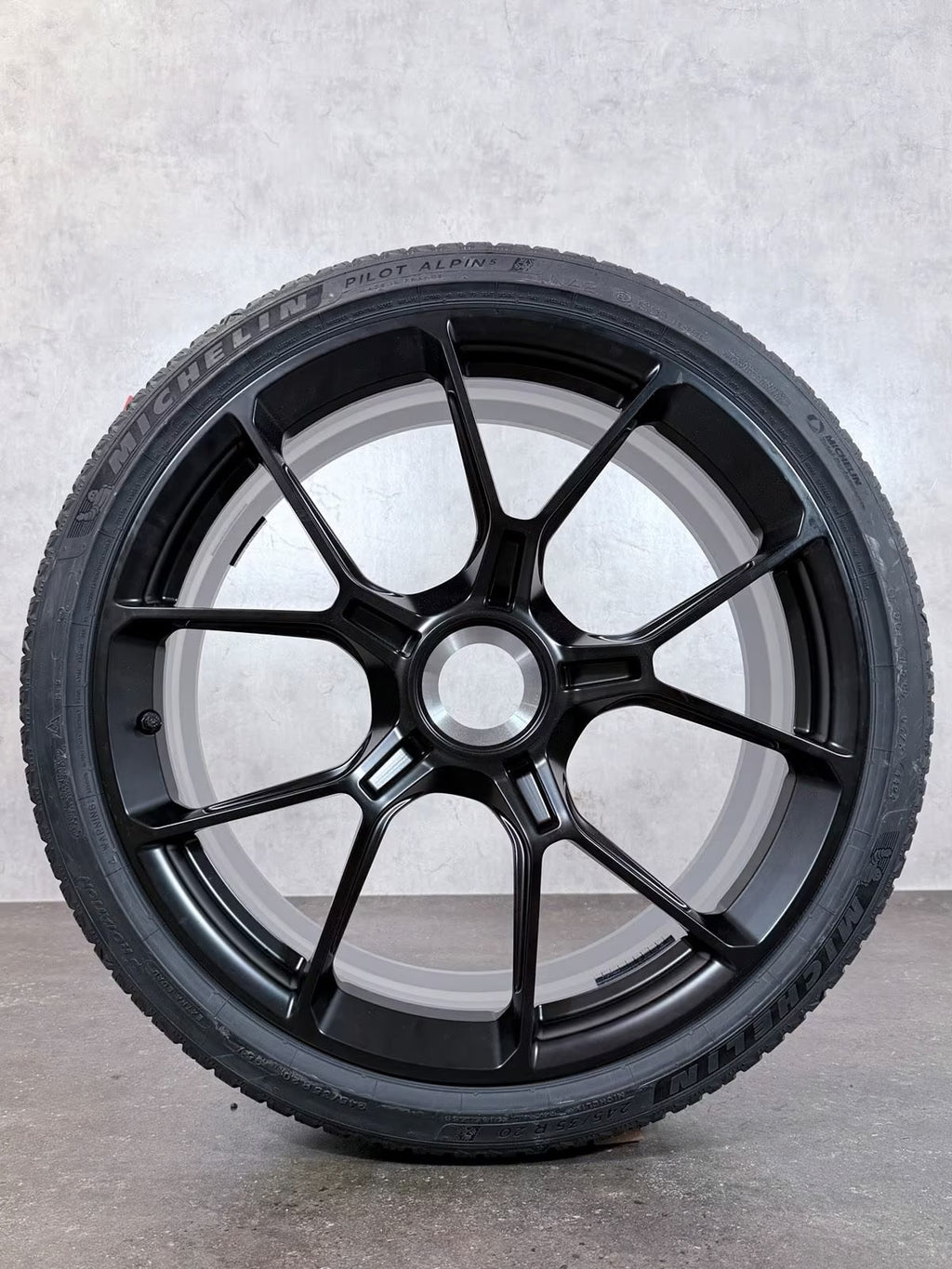 Porsche 992.2 GT3 20 21 Zoll Winter Räder Michelin DOT2025 Neu