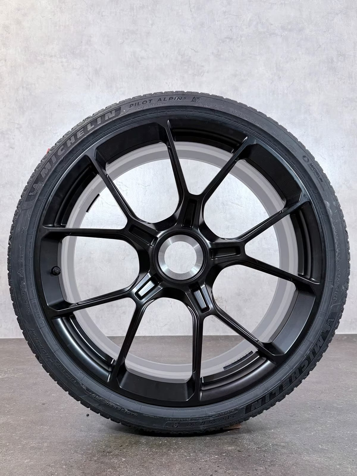 Porsche 992.2 GT3 20 21 Zoll Winter Räder Michelin DOT2025 Neu
