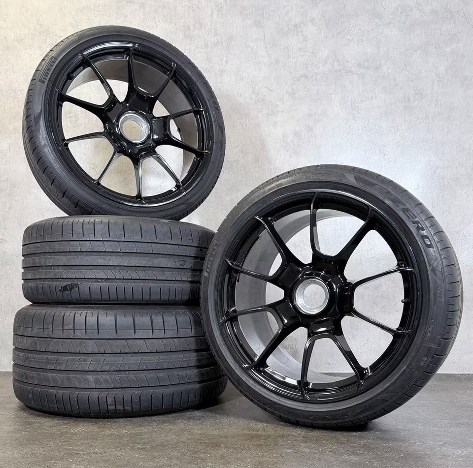 Porsche 992 Turbo 20 21 Zoll Exclusive Sommerräder Schwarz Seidenmatt