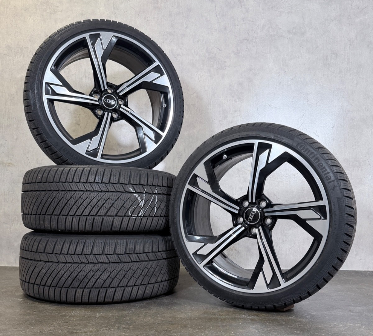 Audi RS4 RS5 8W 20 Zoll Felgen Winterreifen Winterräder 8W0601025DR Bicolor