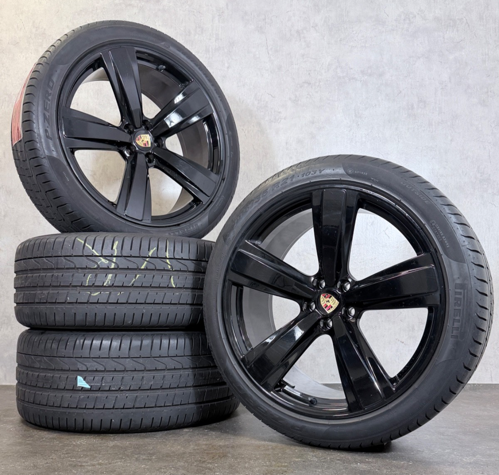 Porsche Macan III 95B 21 Zoll Felgen Sommerreifen Sommerräder original