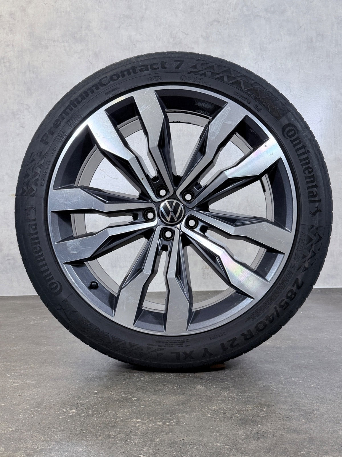 21 Zoll Sommerräder VW Touareg III CR7 R-Line original  Suzuka Felgen 760601025L