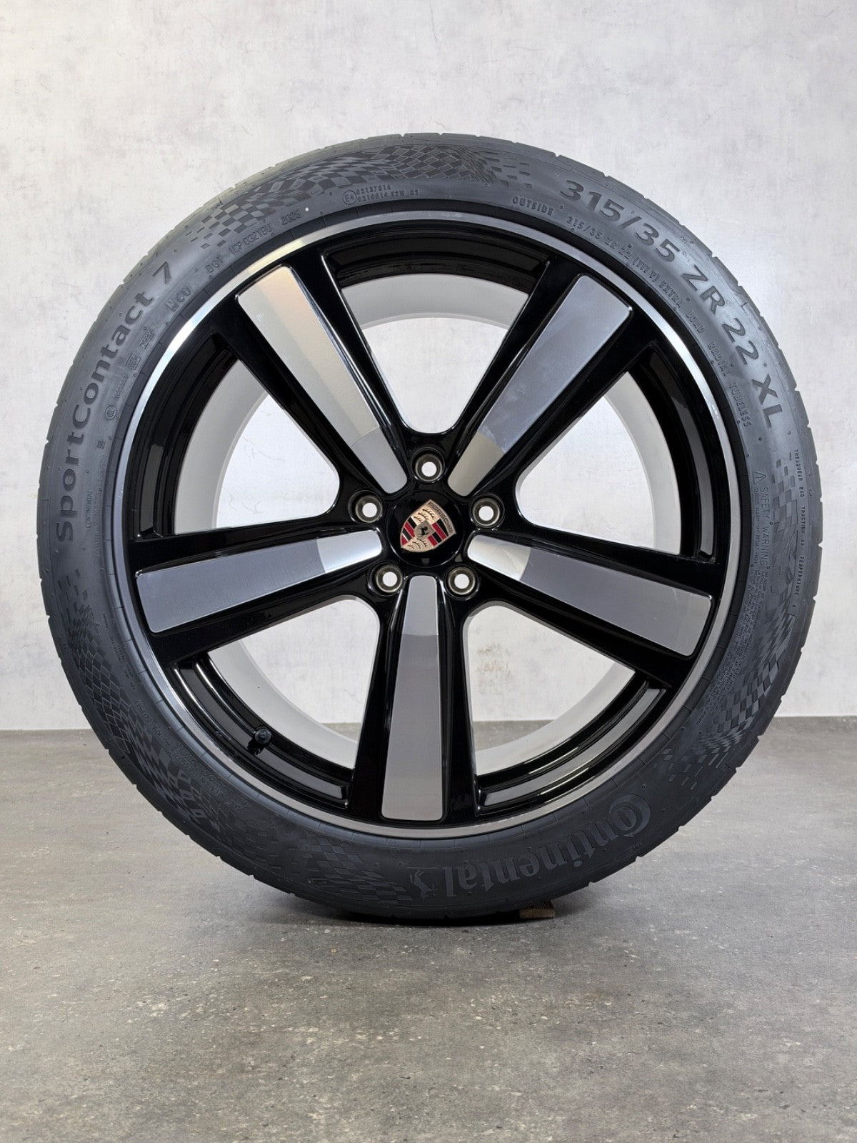 Sommerräder Cayenne Coupé E3-2 22" Original Exclusive Design Felgen 9YB