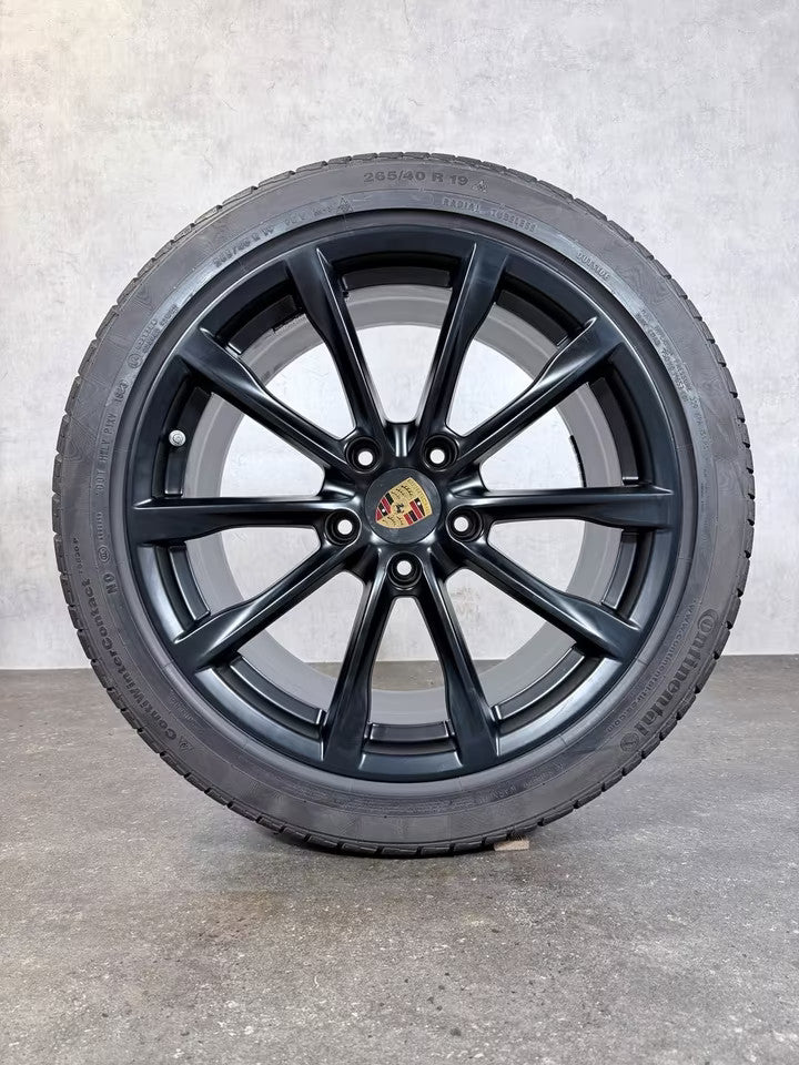 Porsche Boxster 982 Cayman 718 19 Zoll Felgen Winterräder Winterreifen schwarz