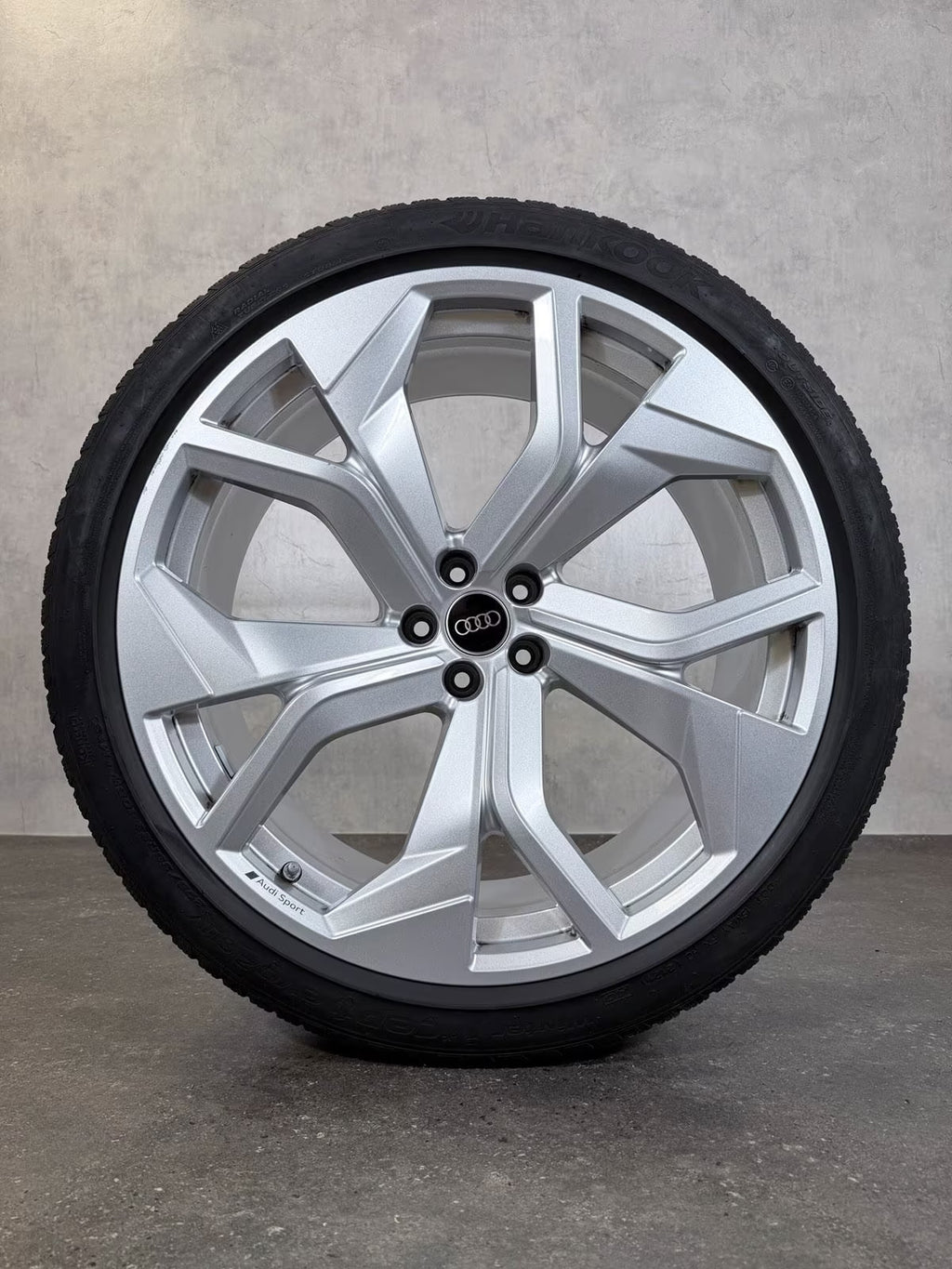 Audi RSQ8 RS Q8 23 Zoll Original Winterräder Rotor Sport Felgen