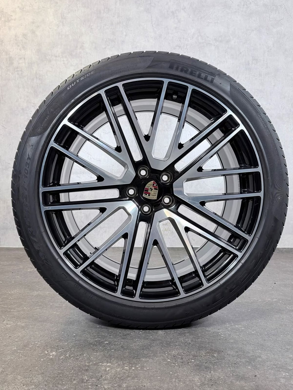 Original Porsche Macan III 21 Zoll Sommerräder 95B601025GA 95B601025GB