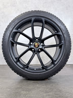 Porsche Cayenne Coupé E3 II GT Felgen 22 Zoll Winterreifen 9Y3601025AP