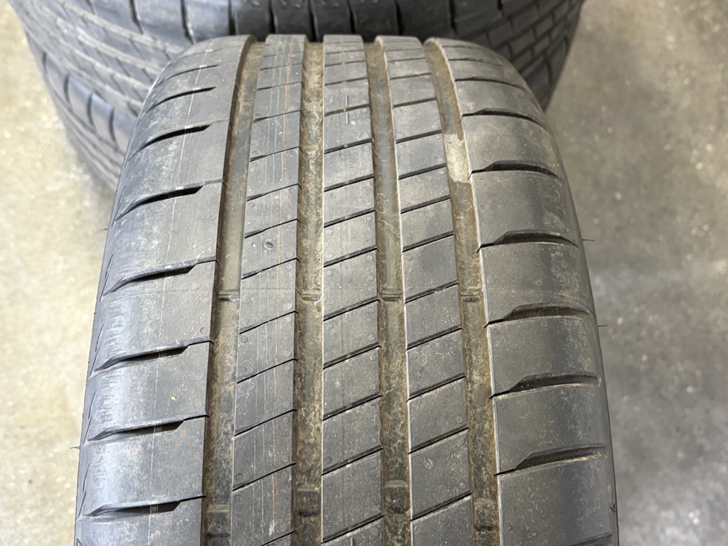 18 Zoll Sommerräder Jerez original VW Golf VIII 8 5H0601025Q GTI R Sommerreifen
