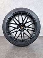 21 Zoll original Porsche Macan 3 III 95B 95B601025FC Alufelgen Allwetterreifen