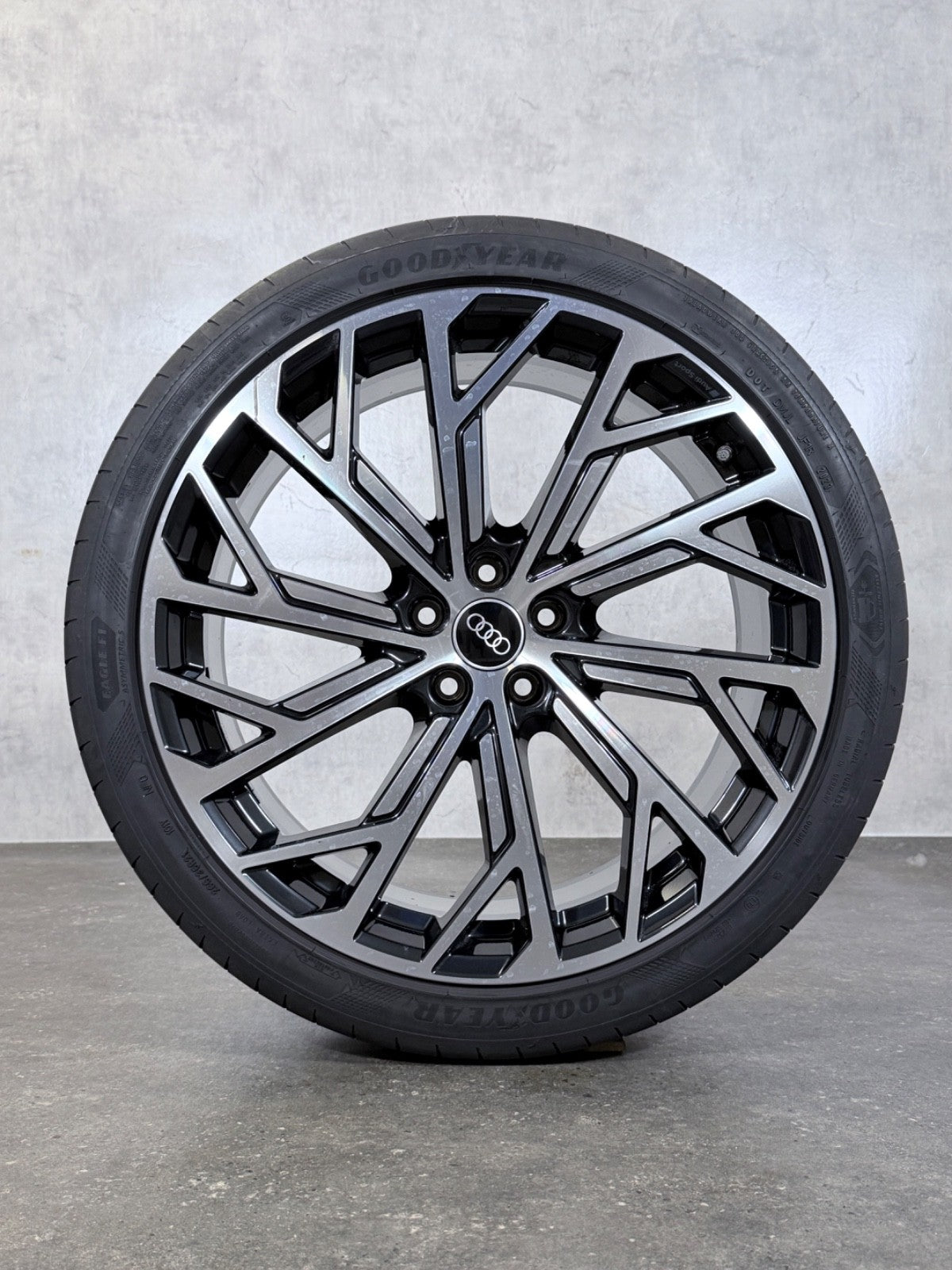 Audi A8 S8 Felgen 21 Zoll 4N D5 Sommerräder 4N0601025AF Evo Design schwarz