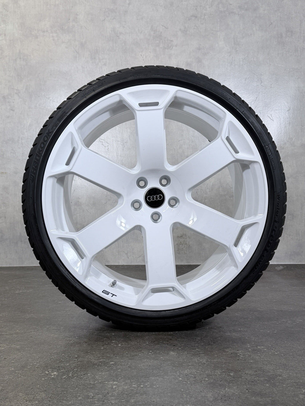 Audi RS6 GT 22 Zoll Felgen Winterreifen Winterräder 4K0601025DP original weiß